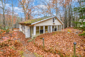 Homes for sale in Avon, CT | 32 Sepous Rd, Avon, CT 06001 | MLS# 24139657