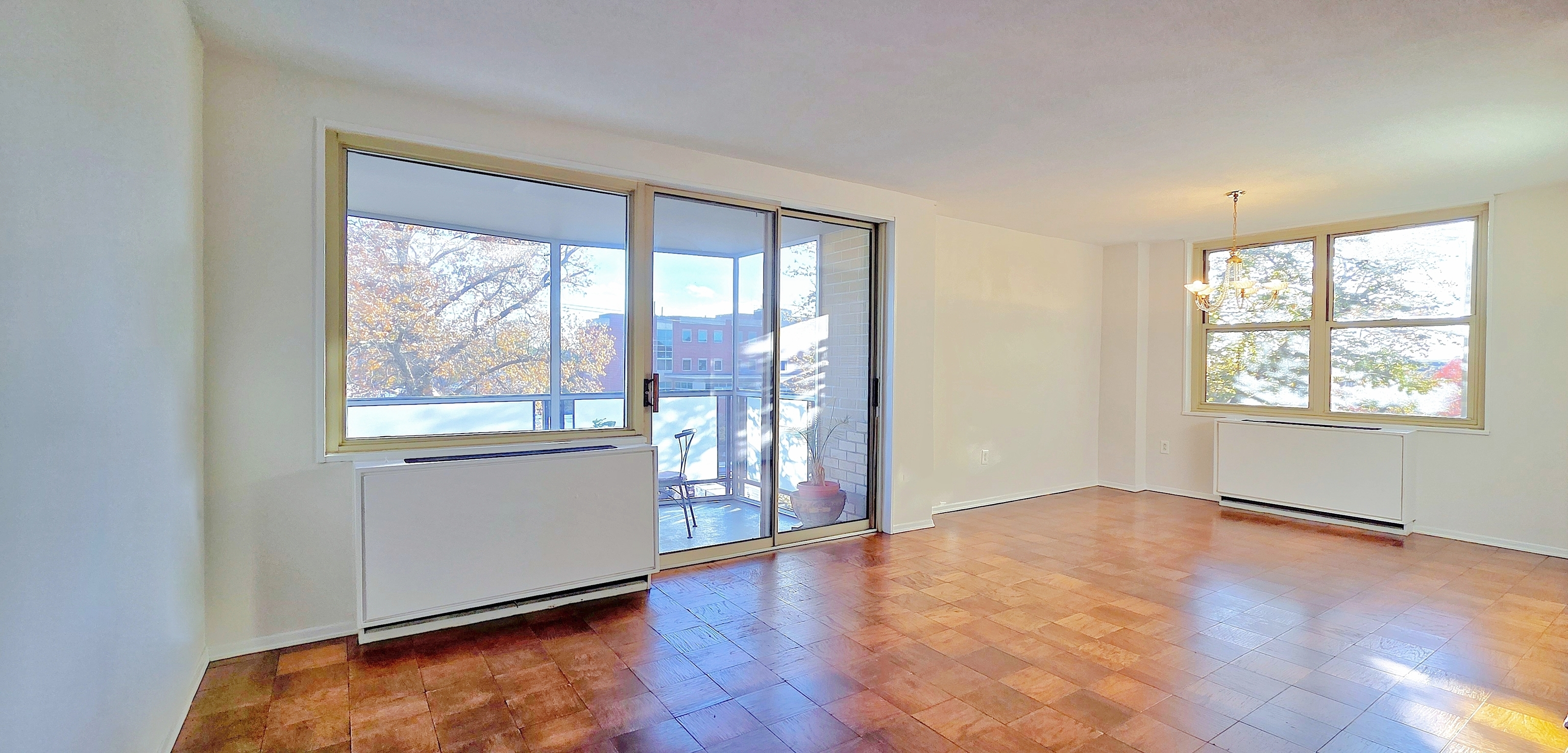 1 Strawberry Hill, Stamford, 06902, 2 Bedrooms Bedrooms, 0 ,2 BathroomsBathrooms,Condo/co-op For Sale,For Sale,Strawberry Hill,0,24139629