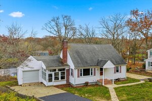 Homes for sale in Ledyard, CT | 14 Woodland Ln, Ledyard, CT 06335 | MLS# 24138937