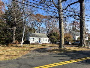 Homes for sale in Ellington, CT | 222 Mountain Rd, Ellington, CT 06029 | MLS# 24138172