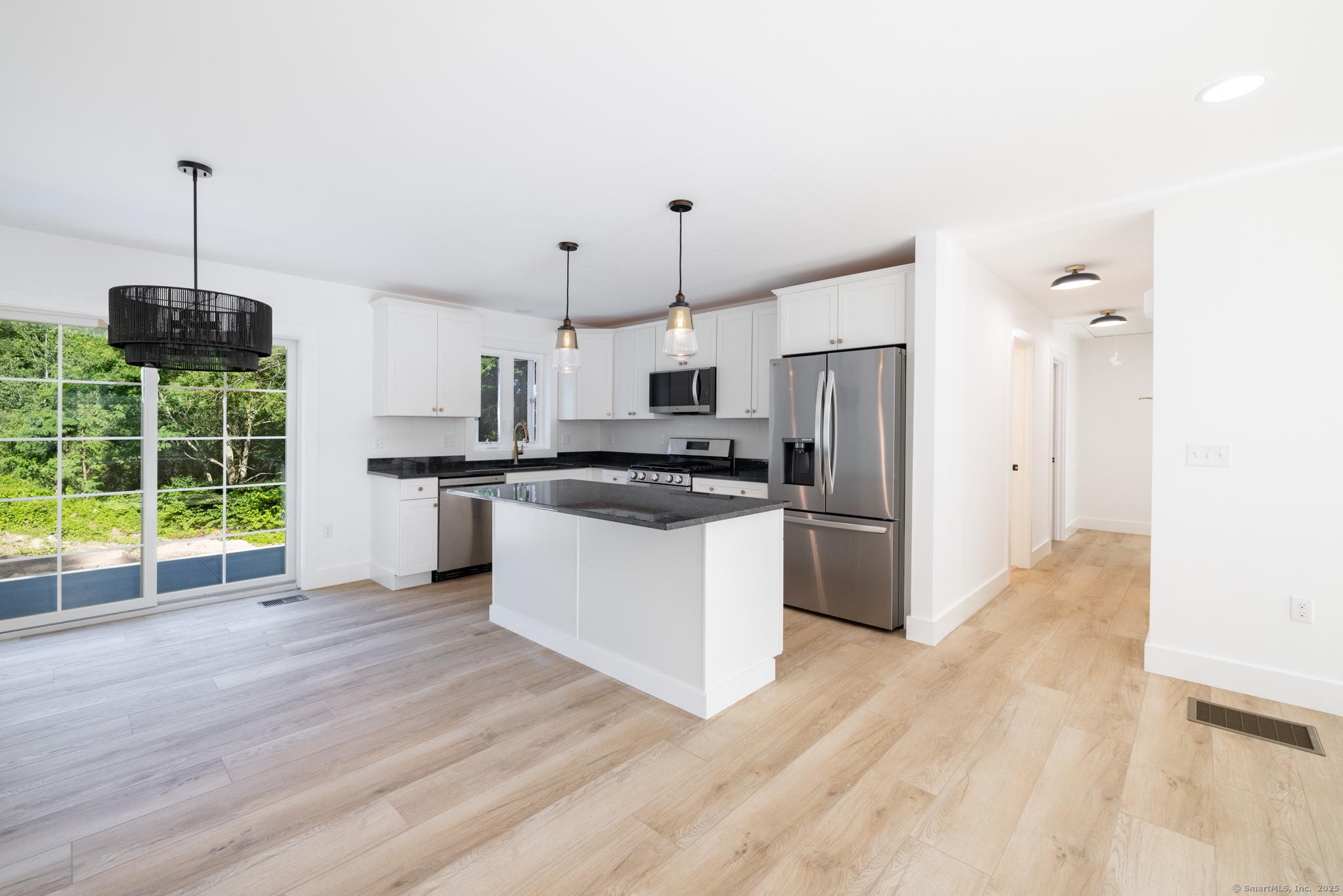 176 Rockwell, Bristol, 06010, 3 Bedrooms Bedrooms, 0 ,2 BathroomsBathrooms,Single Family For Sale,For Sale,Rockwell,0,24139893