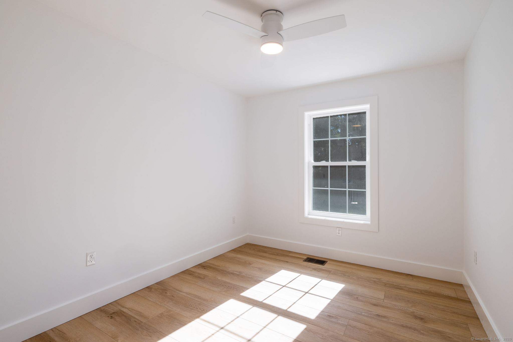 176 Rockwell, Bristol, 06010, 3 Bedrooms Bedrooms, 0 ,2 BathroomsBathrooms,Single Family For Sale,For Sale,Rockwell,0,24139893