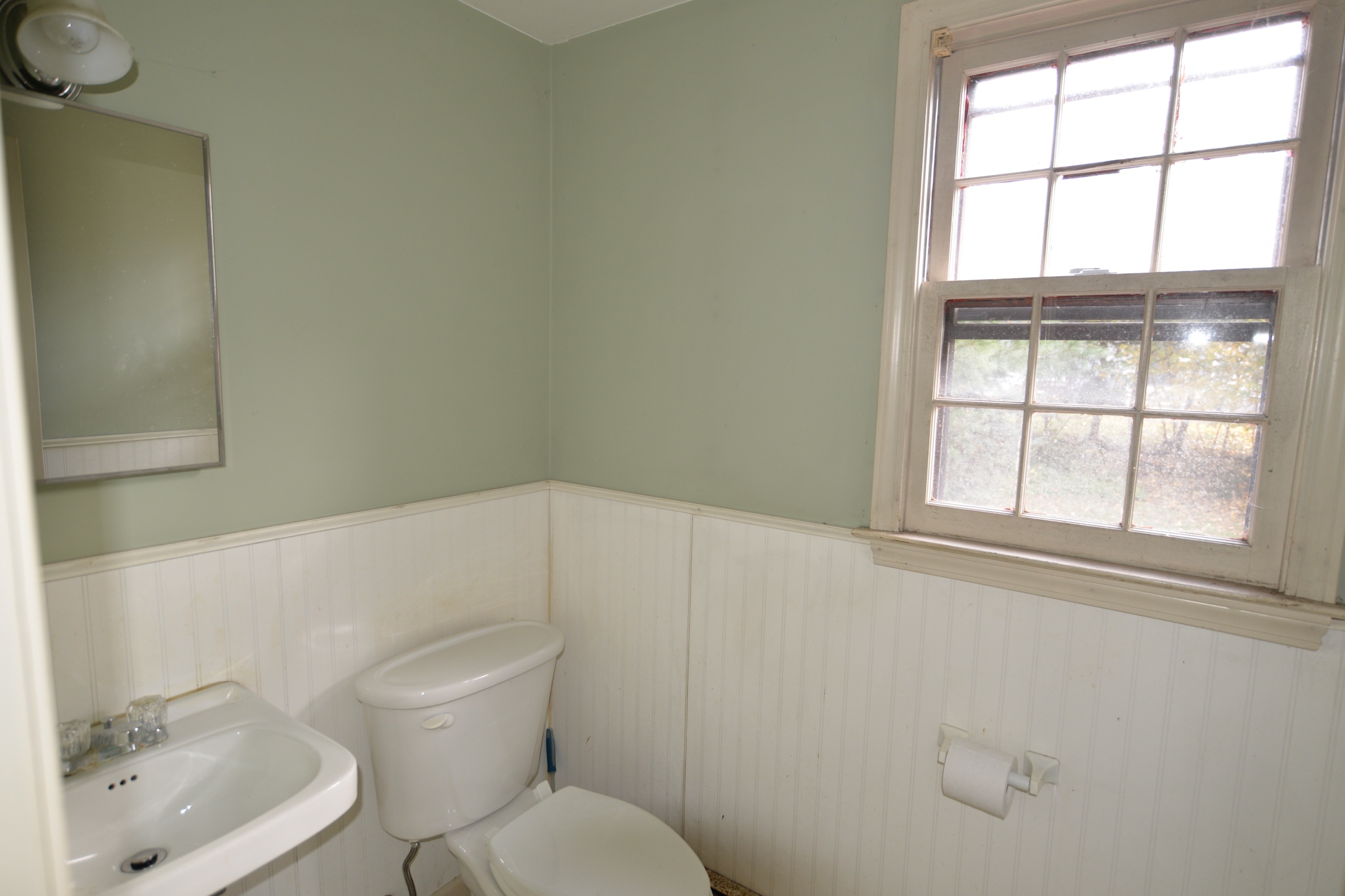 Homes for sale in Fairfield, CT | 41 Pepperbush Ln, Fairfield, CT 06824 | MLS# 24139206