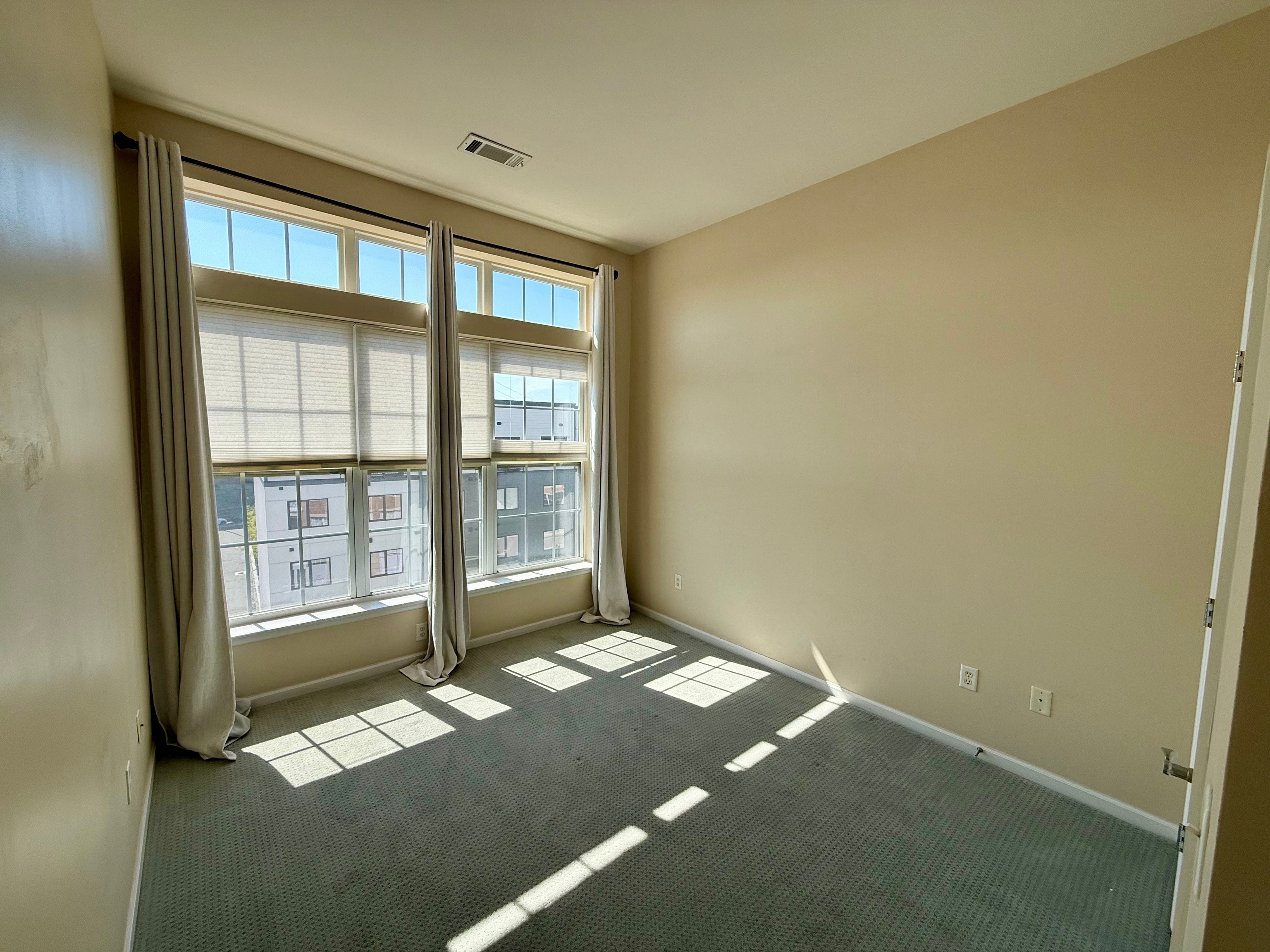 850 Main, Stamford, 06902, 2 Bedrooms Bedrooms, 0 ,2 BathroomsBathrooms,Residential Rental,For Sale,Main,0,24139894