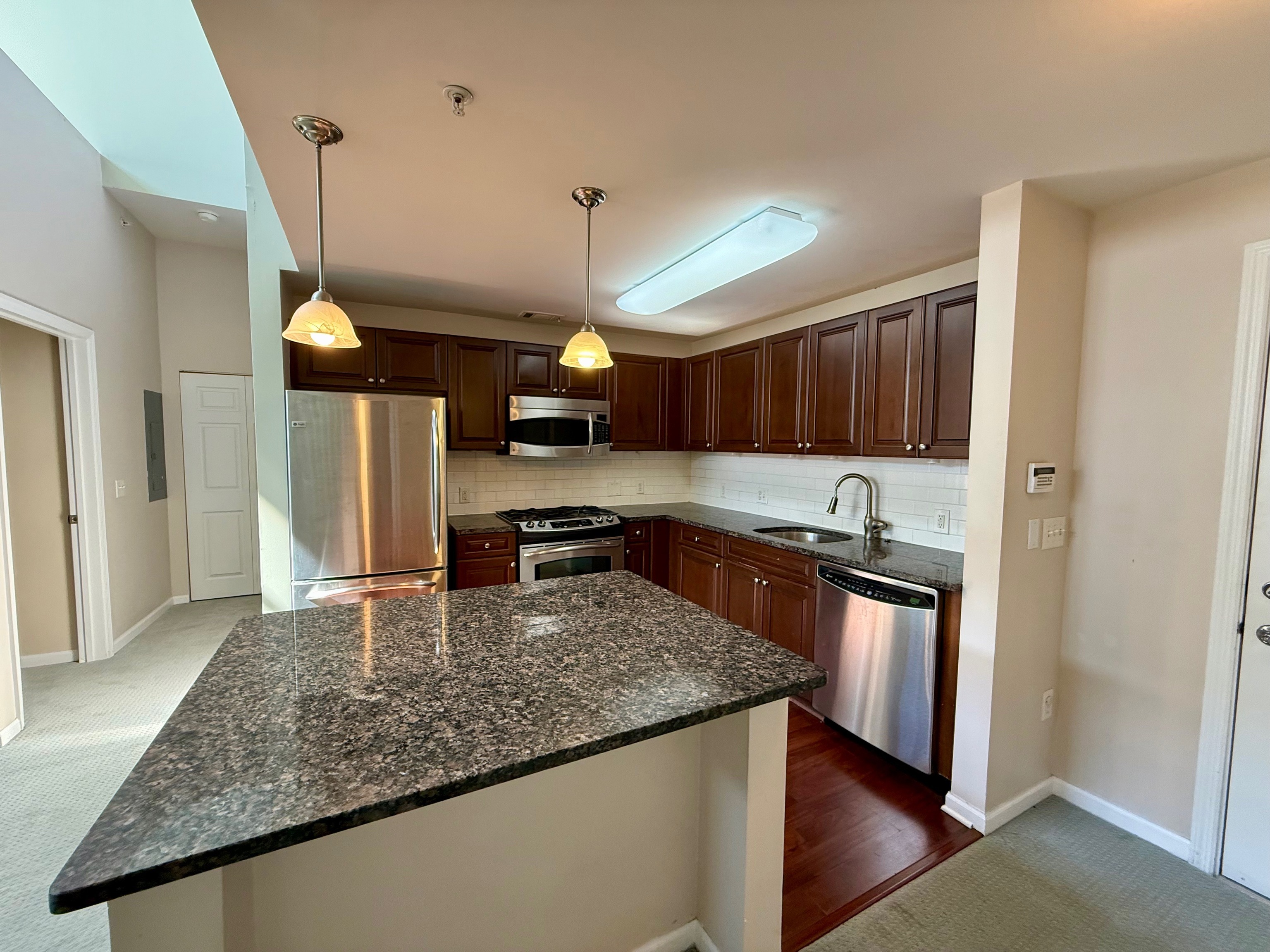 850 Main, Stamford, 06902, 2 Bedrooms Bedrooms, 0 ,2 BathroomsBathrooms,Residential Rental,For Sale,Main,0,24139894