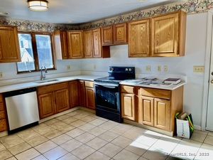 Homes for sale in Ansonia, CT | 25 Pleasant St, Ansonia, CT 06401 | MLS# 24139872