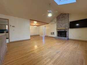 Homes for sale in Suffield, CT | 17 Woodworth St, Suffield, CT 06078 | MLS# 24139849