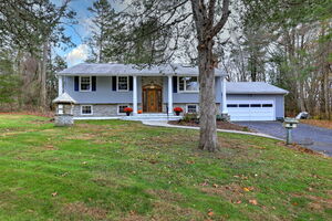 7 Deerfield Drive