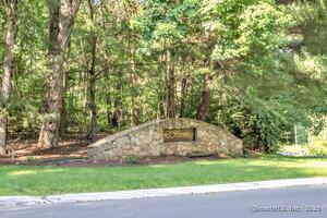 Homes for sale in Shelton, CT | 39 L Hermitage Dr #39, Shelton, CT 06484 | MLS# 24139990