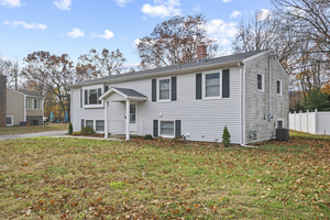 Homes for sale in Southington, CT | 70 Deer Run, Southington, CT 06479 | MLS# 24138325