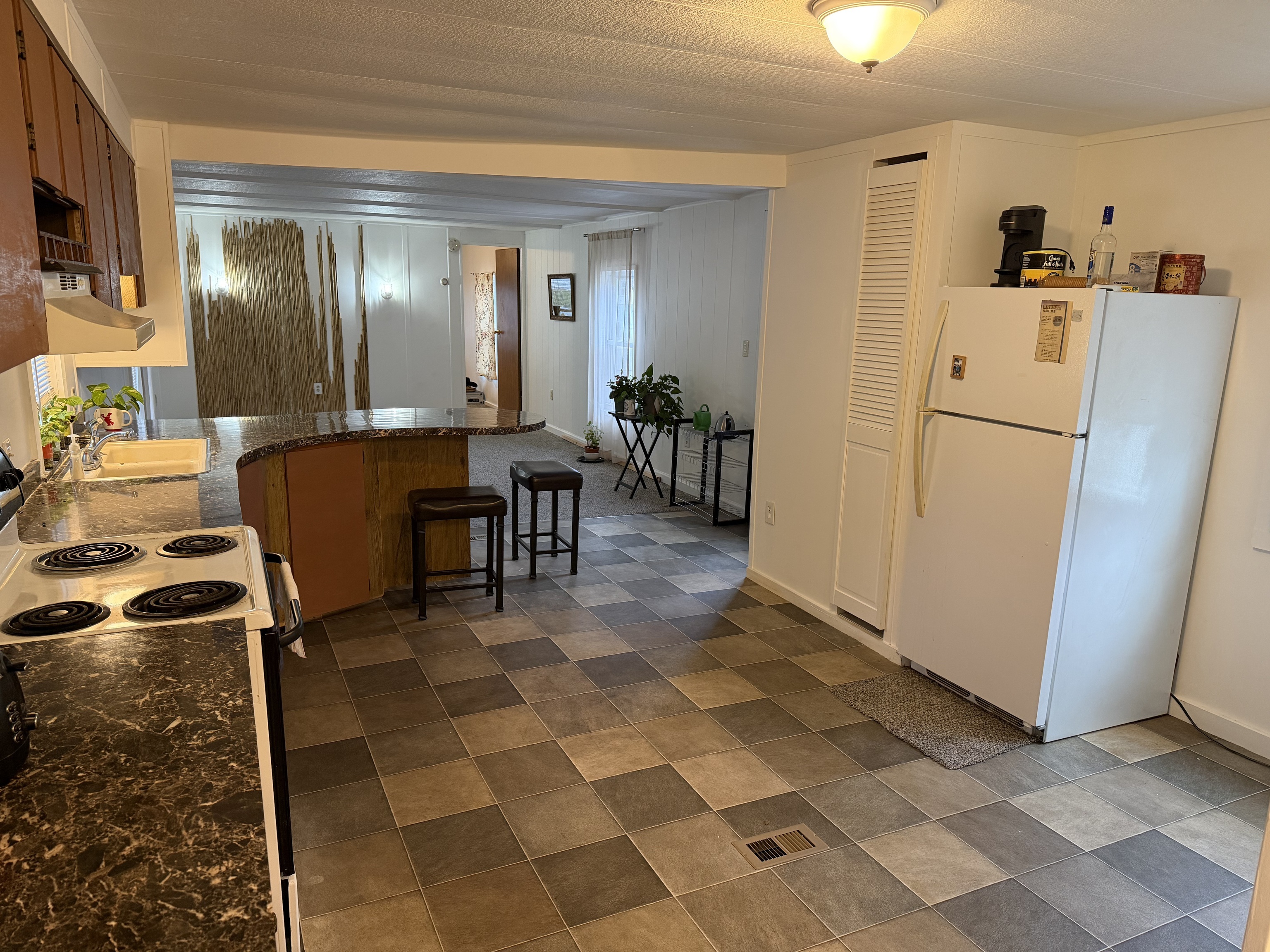 Photo 10 of 252 Old Canterbury Turnpike, Norwich, CT