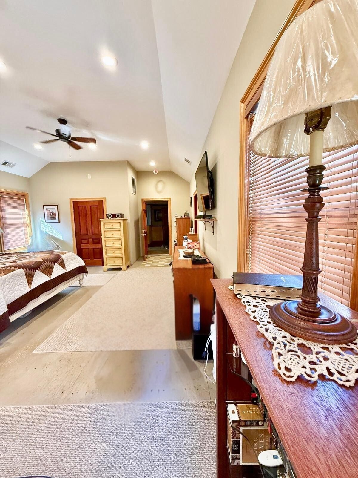 Homes for sale in Norwalk, CT | 7 Renzulli Rd, Norwalk, CT 06851 | MLS# 24140086