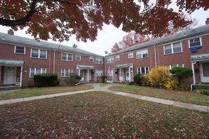 Homes for sale in Hamden, CT | 207 Franklin Rd #207, Hamden, CT 06517 | MLS# 24139795