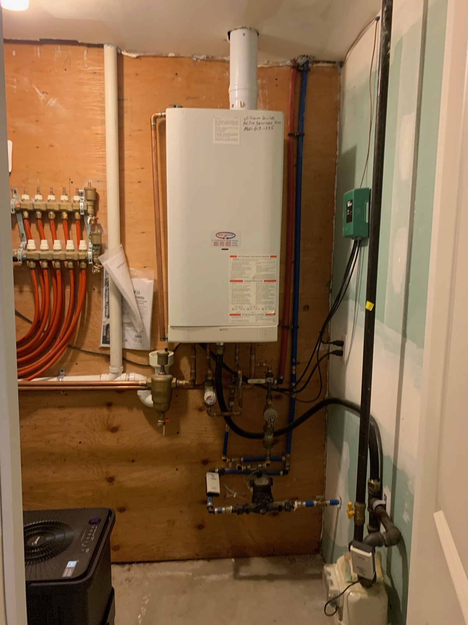 Homes for sale in New London, CT | 2 Coit St #APT 1, New London, CT 06320 | MLS# 24139979