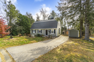 Homes for sale in Naugatuck, CT | 183 Red Robin Rd, Naugatuck, CT 06770 | MLS# 24140108