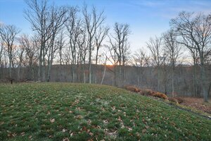 Homes for sale in Newtown, CT | 7 Jet Brook Rd, Newtown, CT 06470 | MLS# 24134761