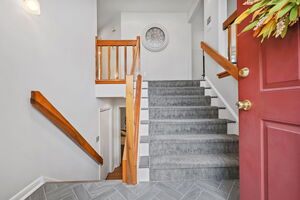 Homes for sale in Danbury, CT | 7 Silversmith Dr, Danbury, CT 06811 | MLS# 24139956