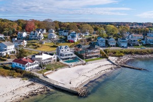 Homes for sale in East Lyme, CT | 223 Giants Neck Rd, East Lyme, CT 06357 | MLS# 24140143