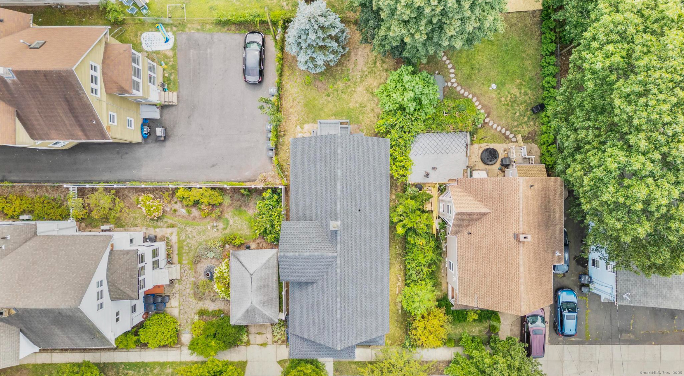 74 4th, New Haven, 06519, 3 Bedrooms Bedrooms, 0 ,1 BathroomBathrooms,Residential Rental,For Sale,4th,0,24139994