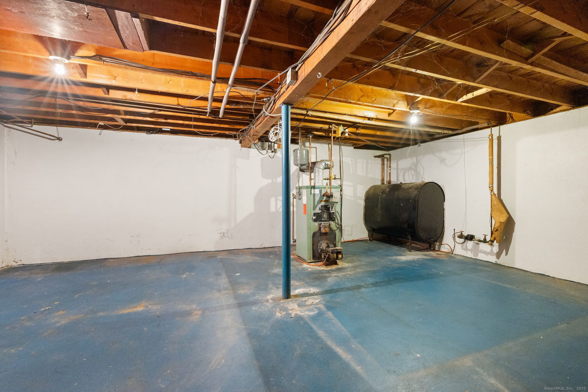 Homes for sale in Enfield, CT | 12 Riviera Dr, Enfield, CT 06082 | MLS# 24140197