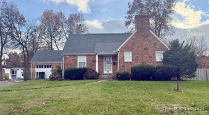 Homes for sale in New Britain, CT | 152 Oakland Ave, New Britain, CT 06053 | MLS# 24139680