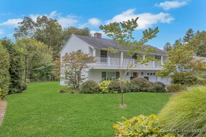 Homes for sale in New Canaan, CT | 12 Lincoln Dr, New Canaan, CT 06840 | MLS# 24137621