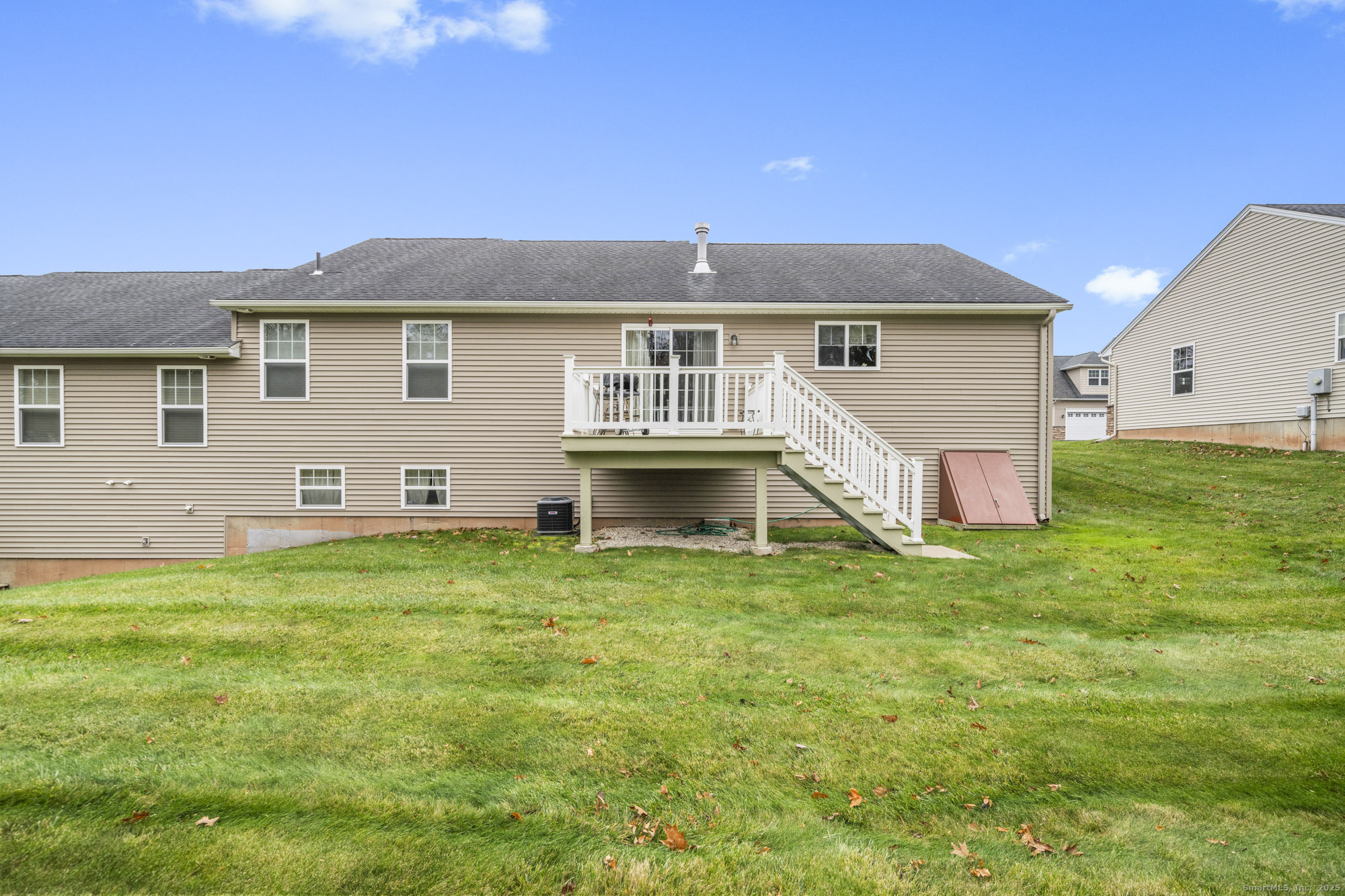 12 Woodridge Drive 12