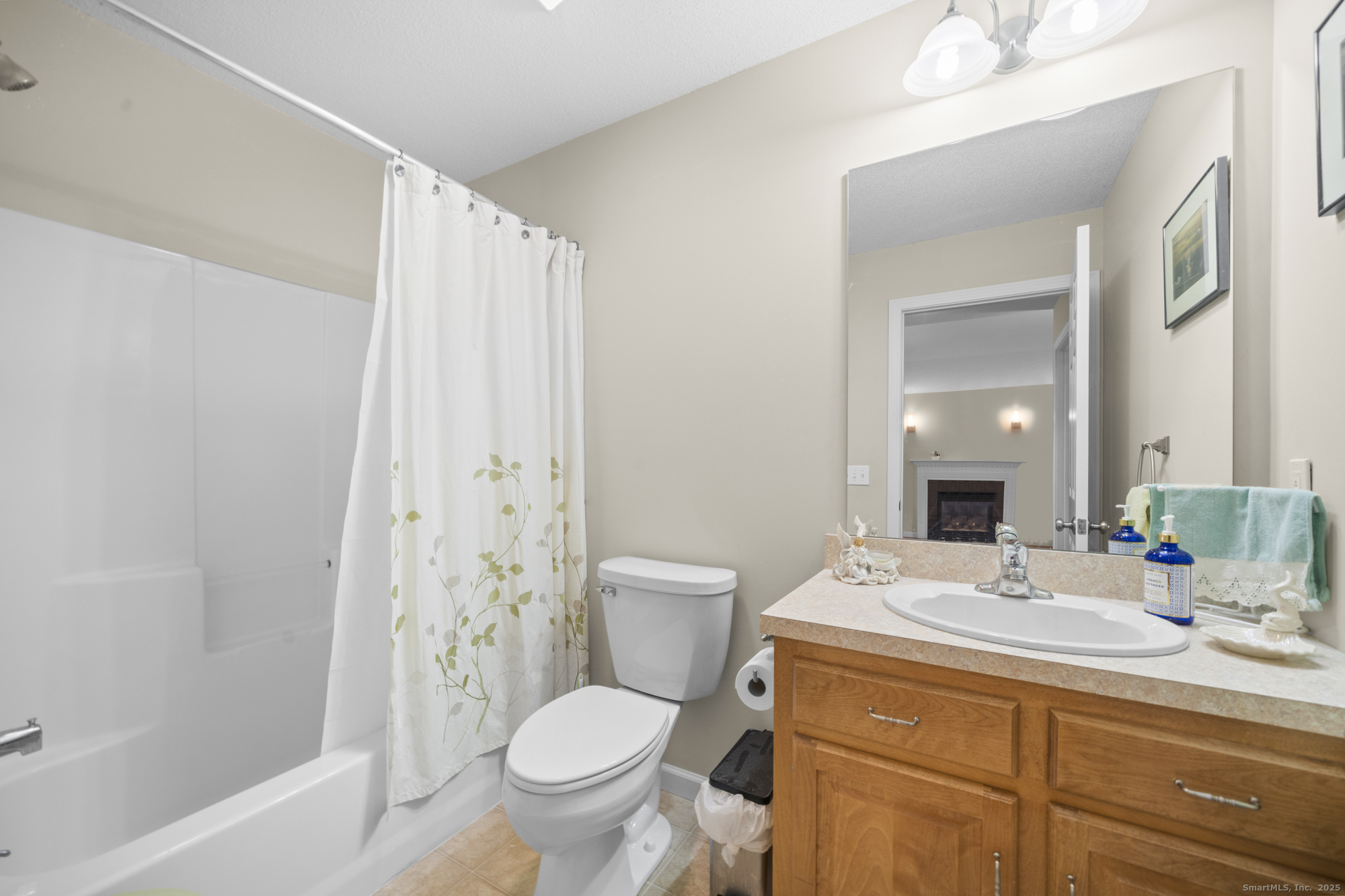 12 Woodridge Drive 12