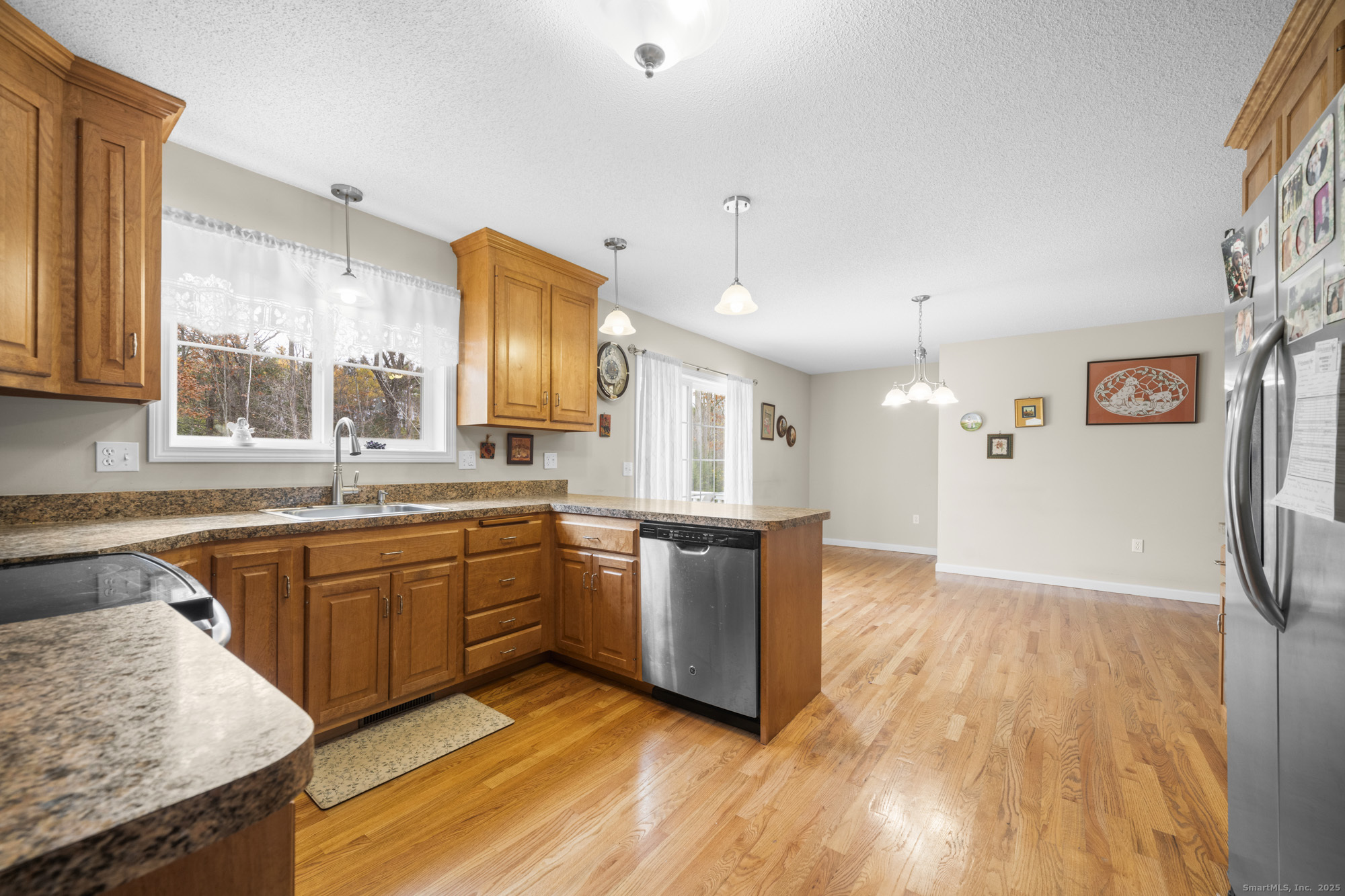 12 Woodridge Drive 12