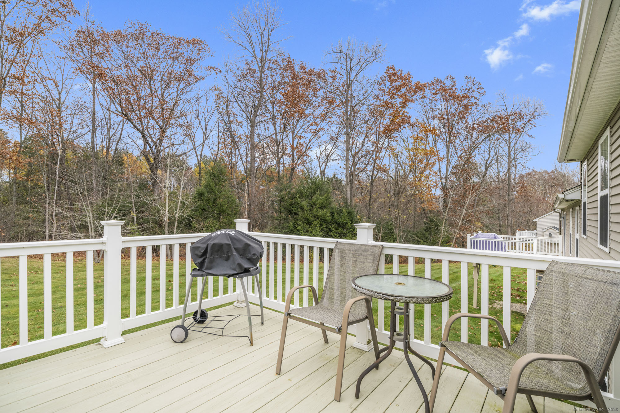 12 Woodridge Drive 12