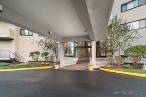 Homes for sale in Bridgeport, CT | 3200 Park Ave #11E2, Bridgeport, CT 06604 | MLS# 24139942