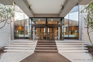 Homes for sale in Bridgeport, CT | 3200 Park Ave #11E2, Bridgeport, CT 06604 | MLS# 24139942