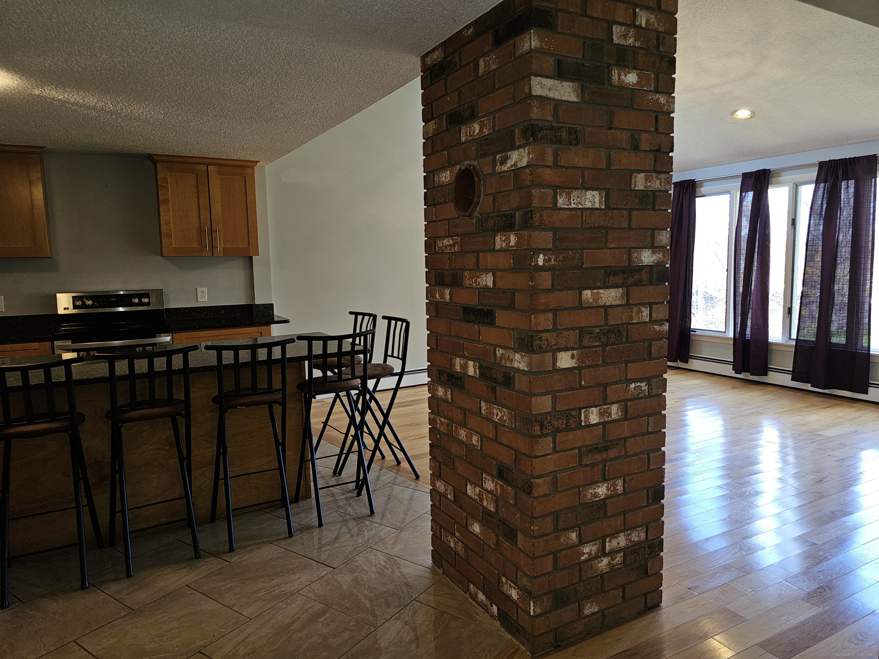 109 Seymour, Bristol, 06010, 3 Bedrooms Bedrooms, 0 ,2 BathroomsBathrooms,Single Family For Sale,For Sale,Seymour,0,24137515