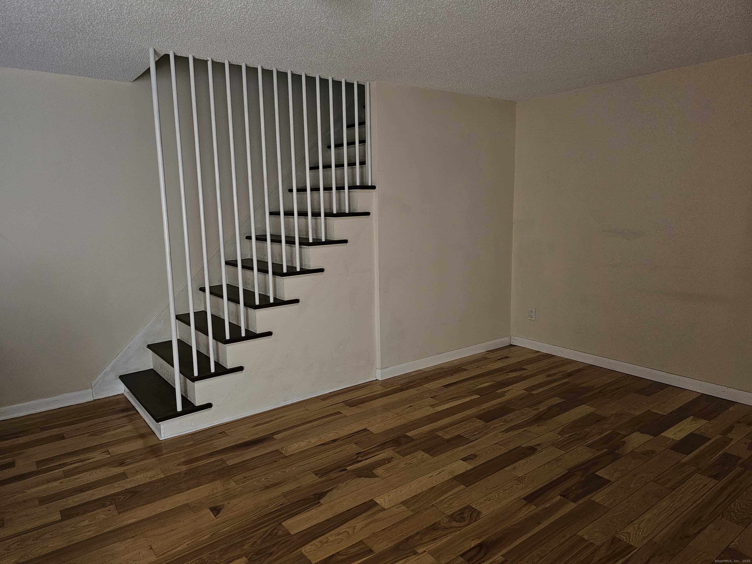 109 Seymour, Bristol, 06010, 3 Bedrooms Bedrooms, 0 ,2 BathroomsBathrooms,Single Family For Sale,For Sale,Seymour,0,24137515