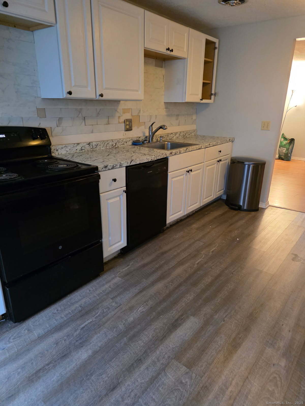 Photo 19 of 20 Lakeside Drive, Ledyard, CT