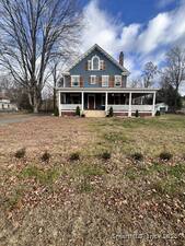 Homes for sale in New Hartford, CT | 390 Main St, New Hartford, CT 06057 | MLS# 24140194