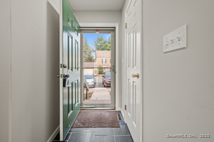 Homes for sale in Glastonbury, CT | 20 Newberry Ln #20, Glastonbury, CT 06033 | MLS# 24139881