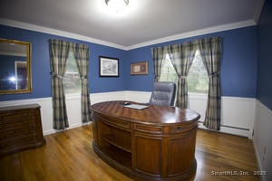 Homes for sale in Newtown, CT | 59 Great Ring Rd, Newtown, CT 06482 | MLS# 24138621