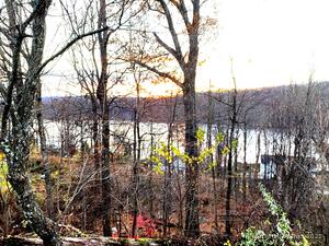 Homes for sale in New Milford, CT | 126 Carmen Hill Rd, New Milford, CT 06776 | MLS# 24137554