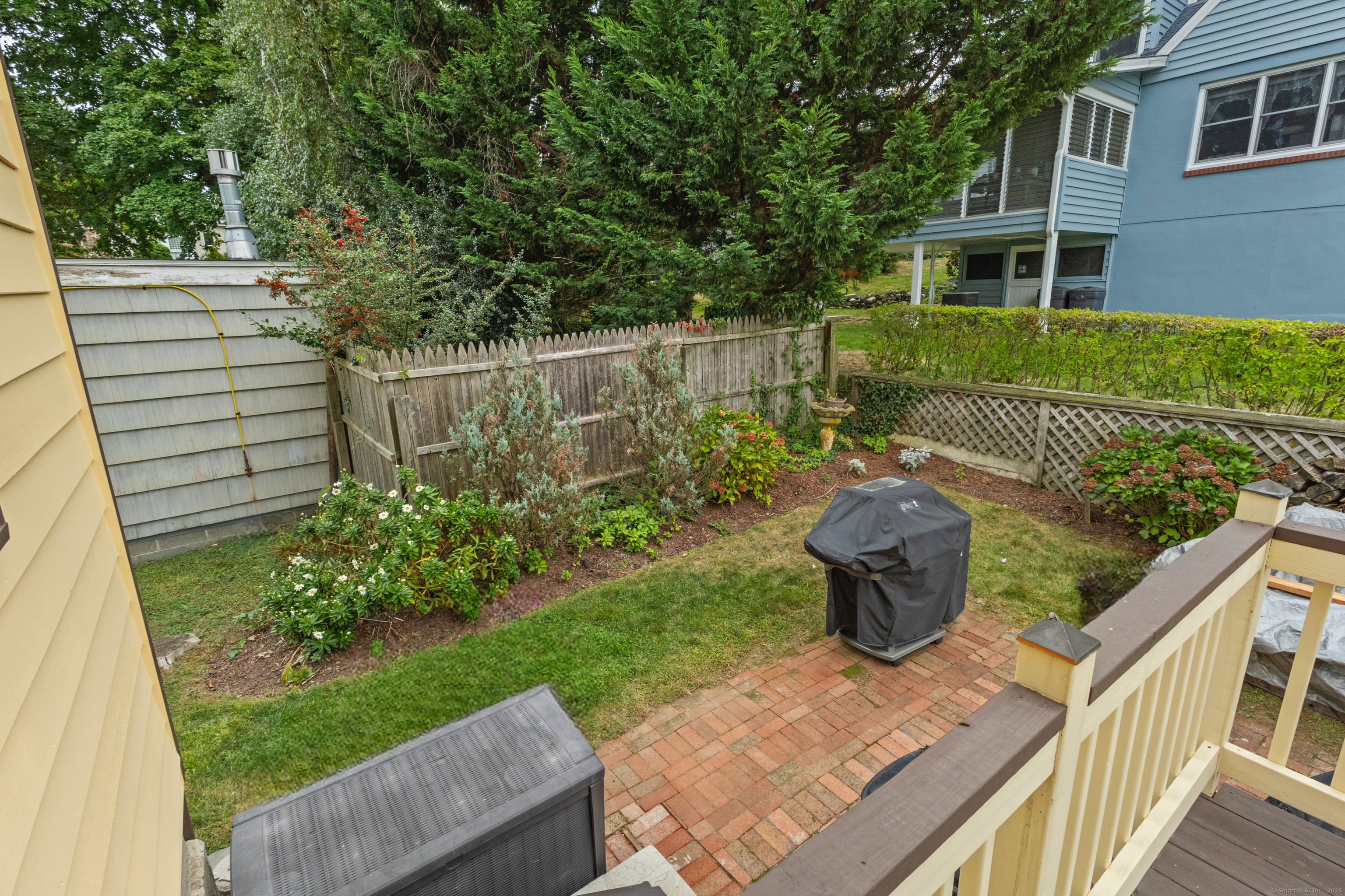 Homes for sale in Milford, CT | 30 Kinloch St, Milford, CT 06460 | MLS# 24140418