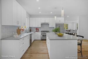 Homes for sale in Southbury, CT | 175 Hollow Swamp Rd, Southbury, CT 06488 | MLS# 24123420