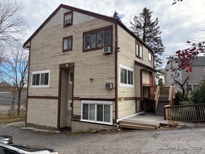 Homes for sale in Danbury, CT | 8 Ann Dr #APT B, Danbury, CT 06810 | MLS# 24128044