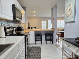 Homes for sale in West Haven, CT | 31 West Walk Walk #31, West Haven, CT 06516 | MLS# 24140184