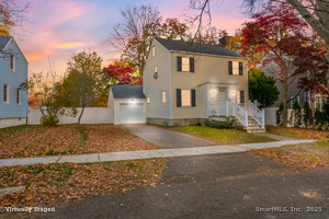 Homes for sale in Stratford, CT | 30 Winfield Dr, Stratford, CT 06615 | MLS# 24138467