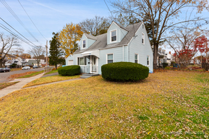 Homes for sale in Hamden, CT | 95 Elmer Ave, Hamden, CT 06514 | MLS# 24140218