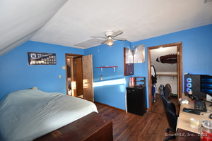 Homes for sale in Naugatuck, CT | 236 Bluebird Dr, Naugatuck, CT 06770 | MLS# 24140401