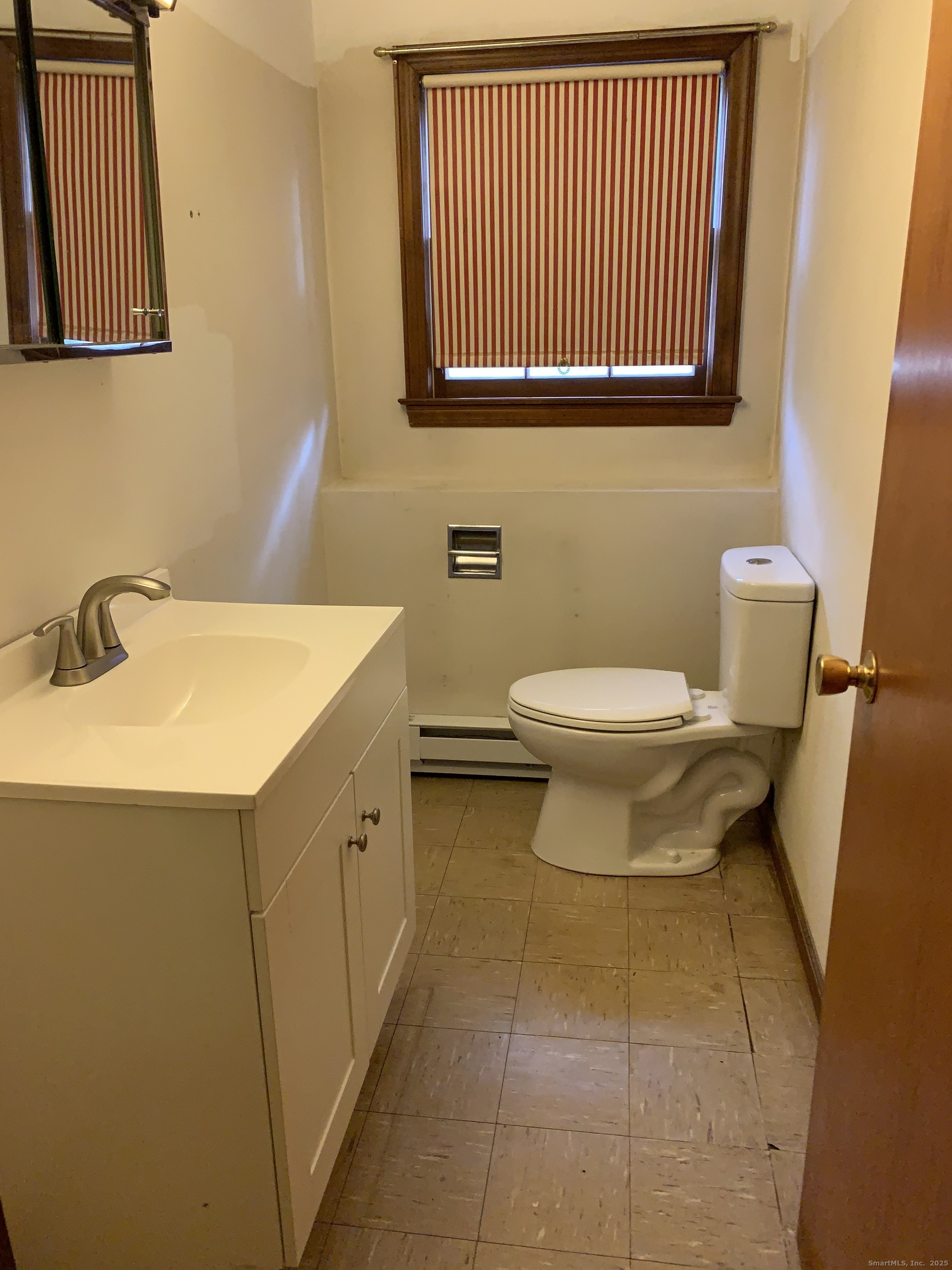 Photo 31 of 381 Chamberlain Highway, Berlin, CT