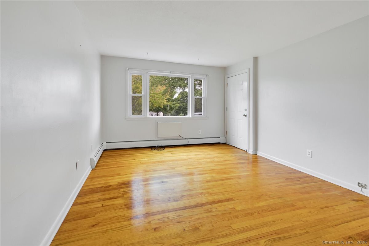 63 Maynard, Middletown, 06457, 2 Bedrooms Bedrooms, 0 ,1 BathroomBathrooms,Residential Rental,For Sale,Maynard,0,24137665