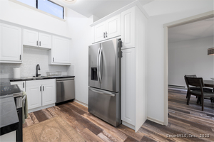 Homes for sale in Southbury, CT | 865 Heritage Vlg #B, Southbury, CT 06488 | MLS# 24138526