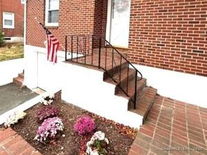 Homes for sale in Wallingford, CT | 30 Clinton Pl, Wallingford, CT 06492 | MLS# 24140097